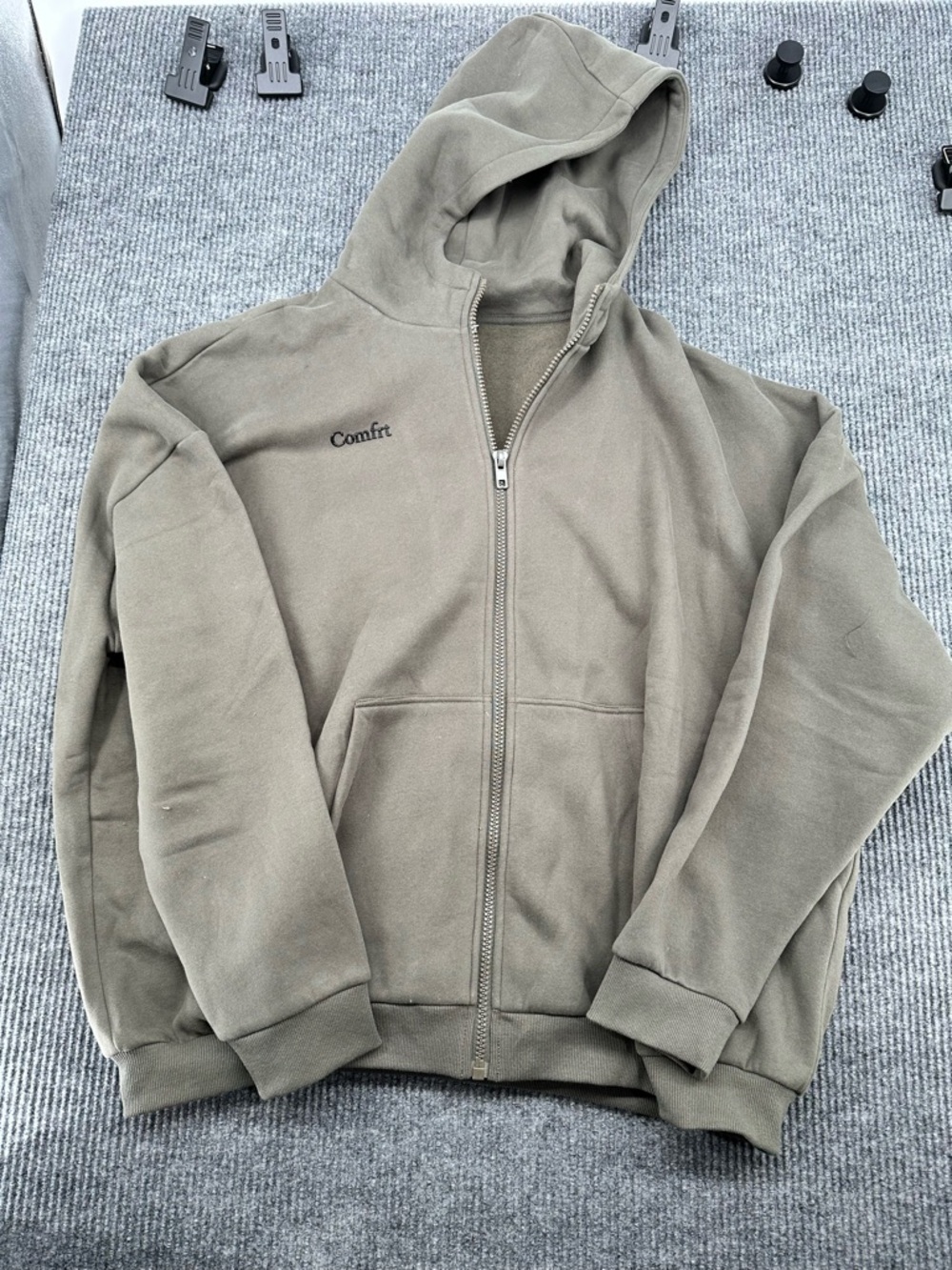 Comfrt Olive Green Full-Zip Hoodie with Hood